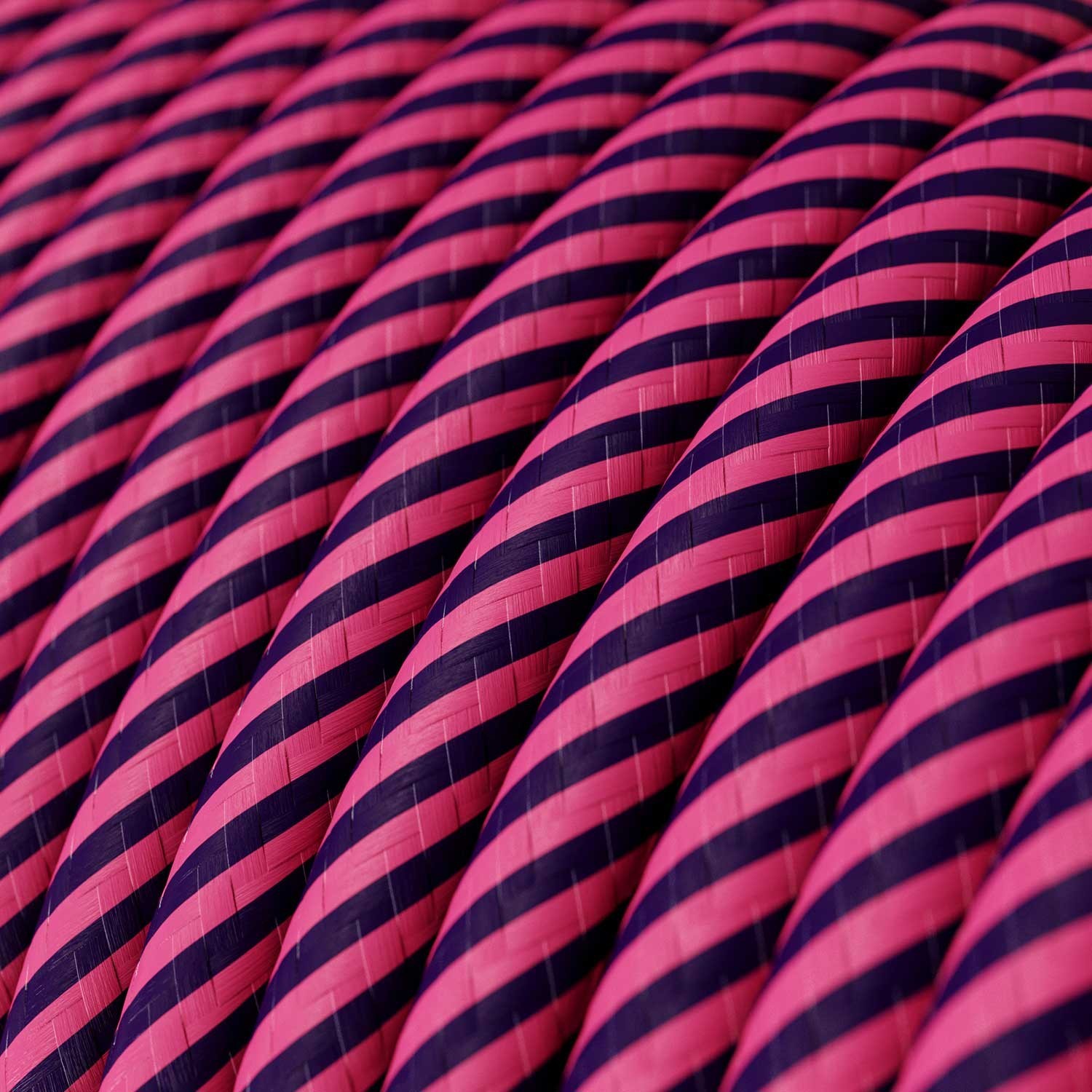 Câble textile Fuchsia et violet foncé Vertigo brillant - L'Original Creative-Cables - ERM50 rond 2x0,75mm / 3x0,75mm