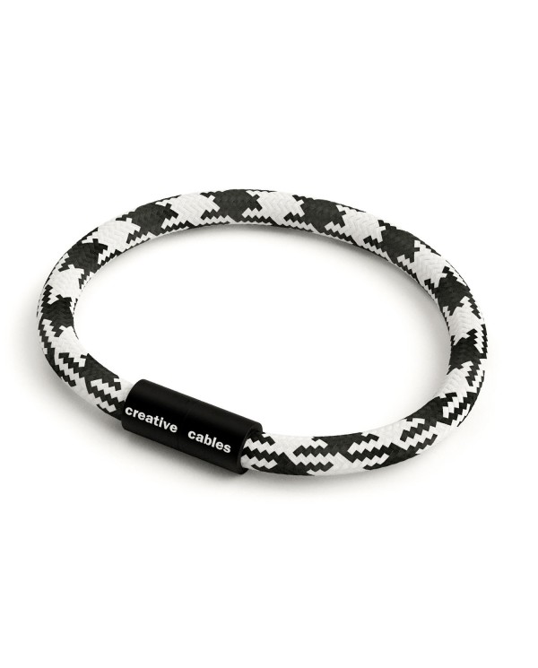 Bracelet avec fermoir magnétique noir mat et câble RP04 (effet soie bicolore Blanc-Noir)