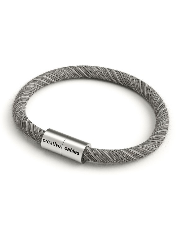 Bracelet avec fermoir magnétique argent mat et câble ERC37 (tissage en coton Gris et Blanc)